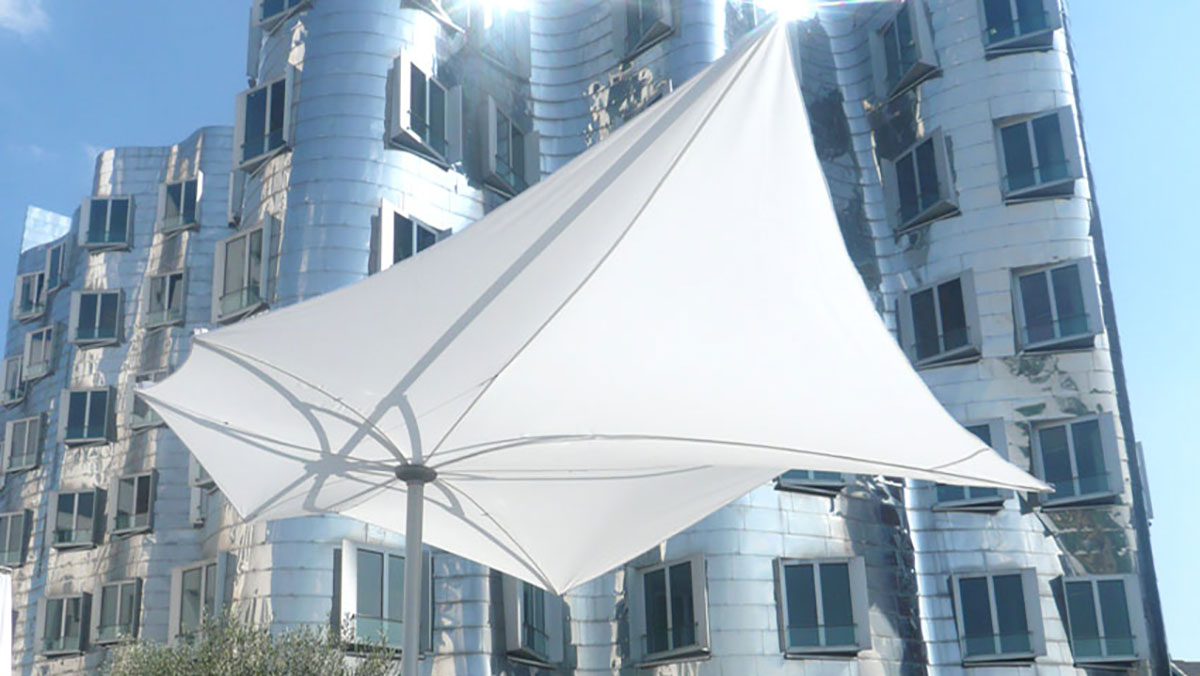 Sonnenschirme von der BiKATEC Metall- und Textilverarbeitungs GmbH